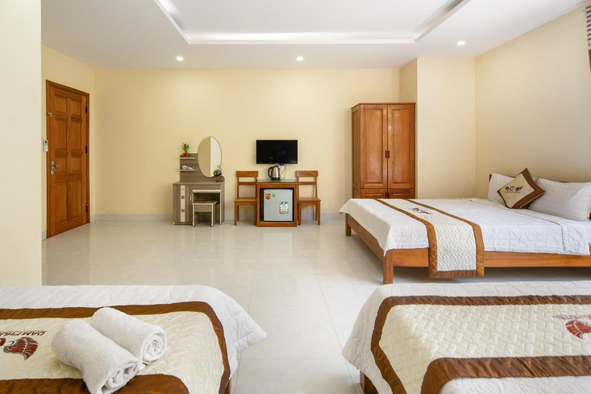 Khach San Dam Phuc Da Nang Hotel Buitenkant foto