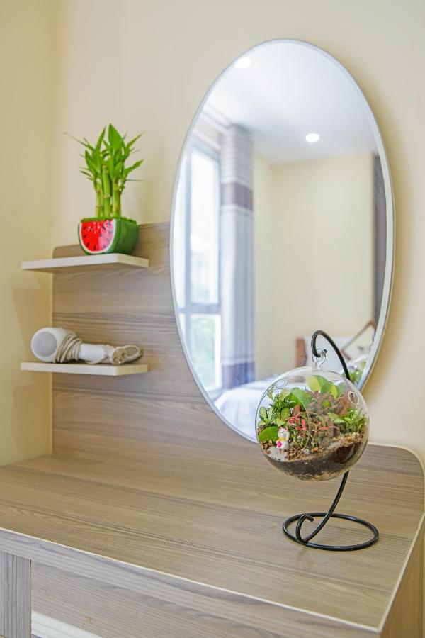 Khach San Dam Phuc Da Nang Hotel Buitenkant foto