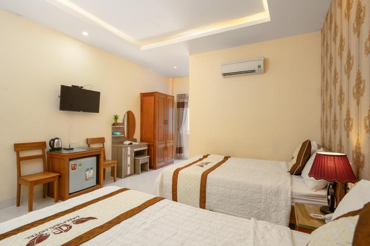 Khach San Dam Phuc Da Nang Hotel Buitenkant foto